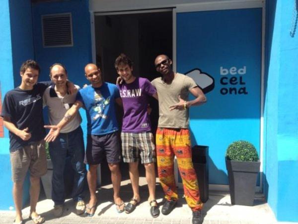 Bedcelona Hostel Barcelona Buitenkant foto